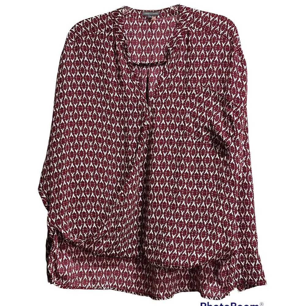 Vince Camuto Women’s M Blouse V neck snap closure Hi-lo Pullover Lightweight